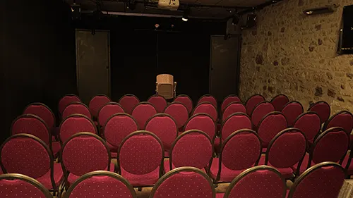 Salle-vide-2-web