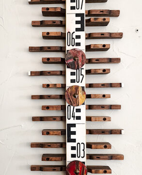 Jusquici-tout-va-bien-Sculpture-murale-2025-100X27-cm