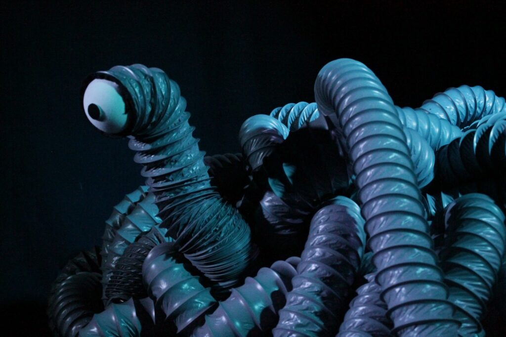 Le-Jour-et-la-Nuit-Cie-Le-Grand-Doute-2_compressee